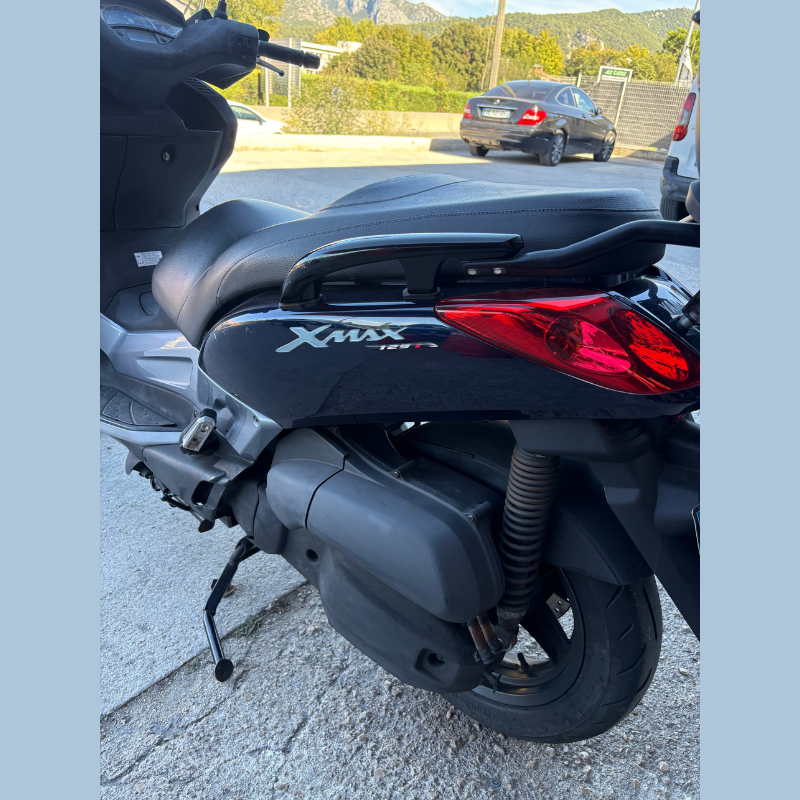 XMAX 125