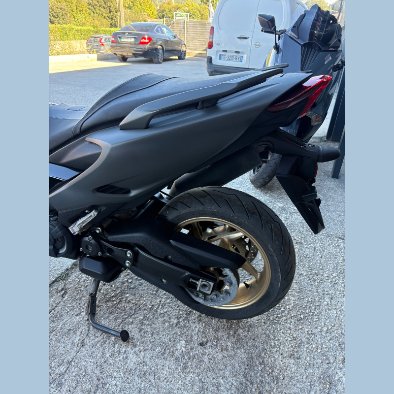 TMAX 560 ABS TECHMAX